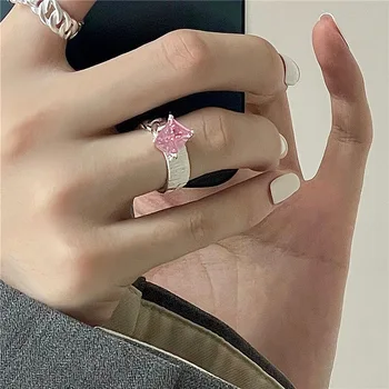 2021 Koreai Új Gyönyörű Rózsaszín Négyzet Alakú Nyílás Gyűrű Divat Temperamentum Sokoldalú Női Gyűrű Ékszer 2