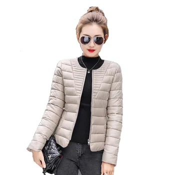 2021 Divat Ultrakönnyű Kabát Téli Kabát A Nők Egyedi Stílusú Steppelt Kabát Rövid Meleg Vékony Párnázott Outwear Hó Viselni B858