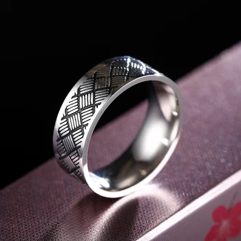 MOREDEAR 8 mm-es Titán Gyűrű a Férfiak, mind a Nők Születésnapi Ajándék háromszög minta lejáratni Gyűrű